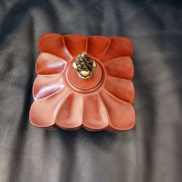 Bombay Musical Ring Jewelry Box - Picture 2 of 5